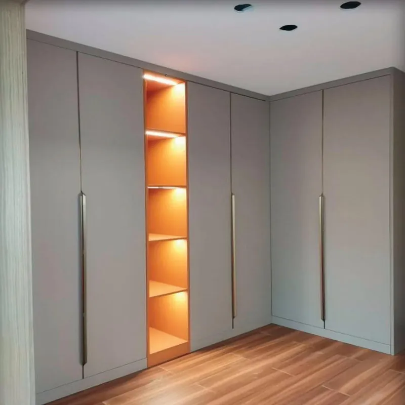 โทนอุ่น สีเทา เข้ามุม ตู้เสื้อผ้า พร้อม แบบเปิด ชั้นวาง สั่งผลิตตามแบบ ตู้เสื้อผ้าสเตนเลสสตีล FW-WD-003